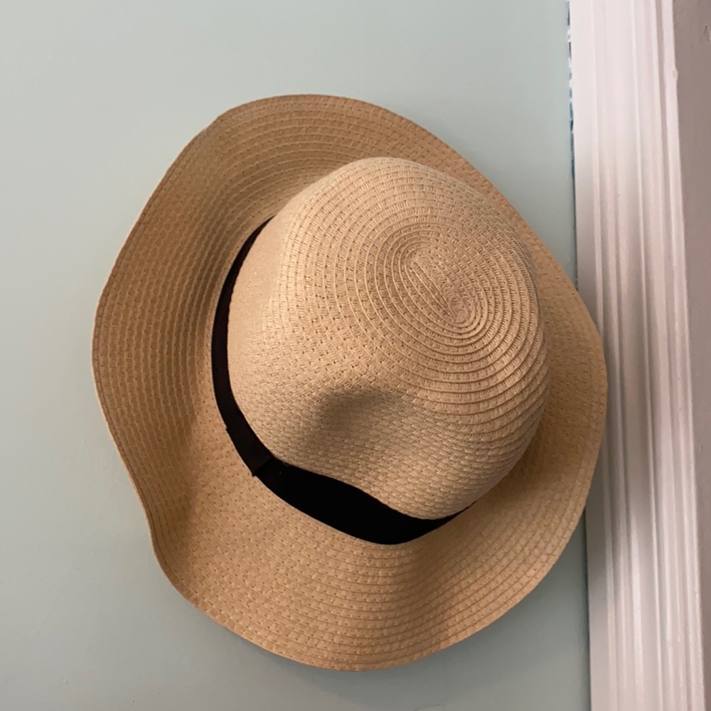 Never worn sun hat